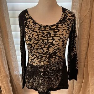 Nic & Zoe Black Top with Grey Pattern, Long Sleeves - Large